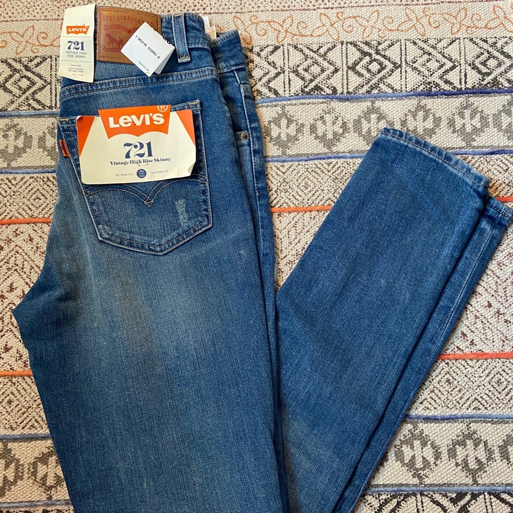 New Levi’s Vintage High Rise Skinny Jeans